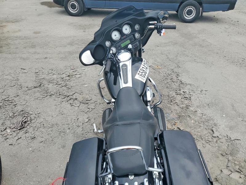65814166 :رقم المزاد ، 1HD1KBM1XCB684558 vin ، 2012 Harley-davidson Flhx مزاد بيع
