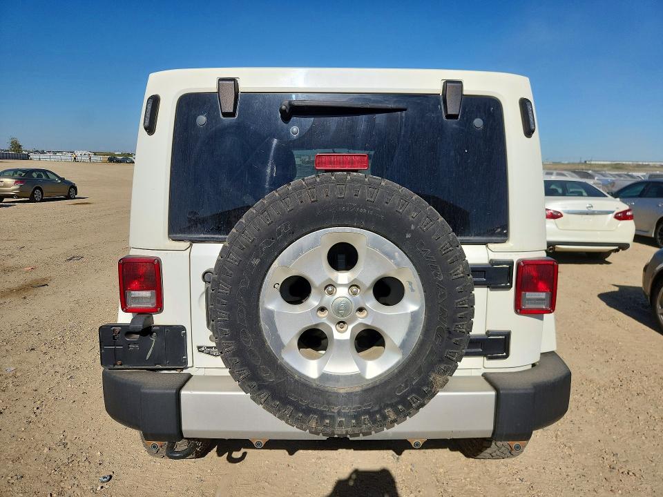 Продажа на аукционе авто 2014 Jeep Wrangler Unlimited, vin: 1C4BJWEG3EL132254, номер лота: 61410376