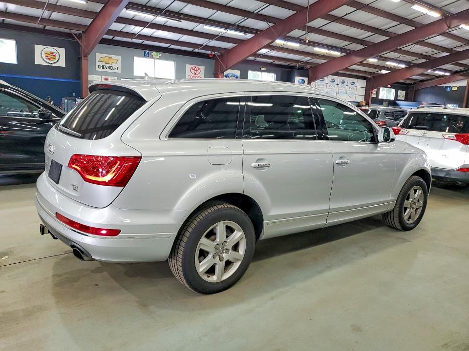 Продажа на аукционе авто 2015 Audi Q7, vin: WA1LGAFE3FD000913, номер лота: 64853736