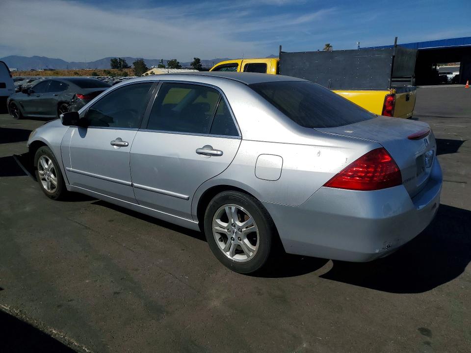 Продаж на аукціоні авто 2007 Honda Accord, vin: JHMCM56357C008926, номер лоту: 65623196
