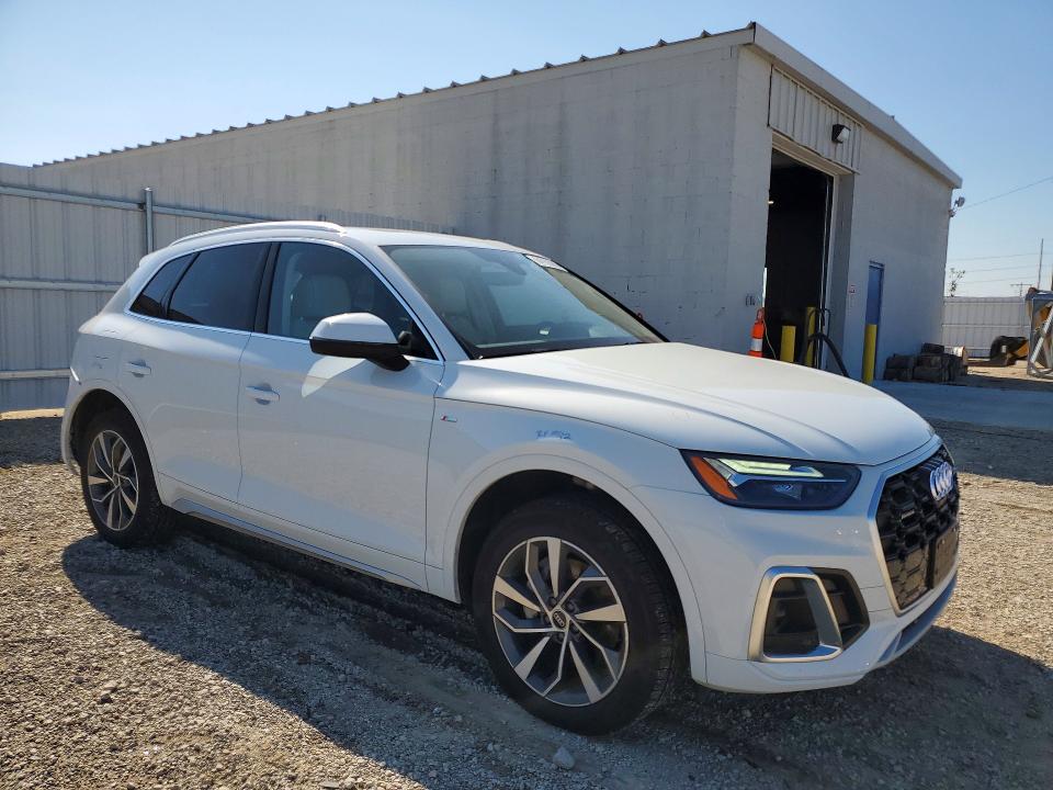 64763586 :رقم المزاد ، WA1EAAFY1R2052058 vin ، 2024 Audi Q5 مزاد بيع
