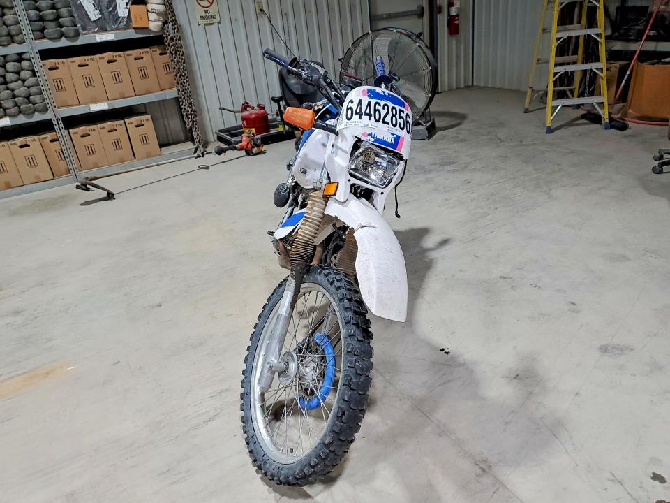 64462856 :رقم المزاد ، JYA4BEE05PA014865 vin ، 1993 Yamaha Xt225 مزاد بيع