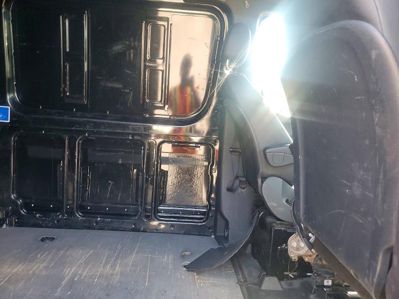 64435296 :رقم المزاد ، W1W5EDHY0LT023651 vin ، 2020 Mercedes-benz Sprinter مزاد بيع