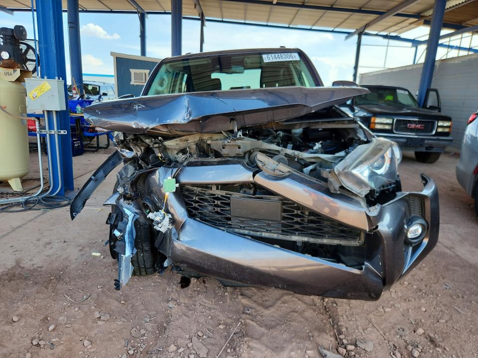 61448306 :رقم المزاد ، JTEEU5JR4P5280308 vin ، 2023 Toyota 4runner مزاد بيع