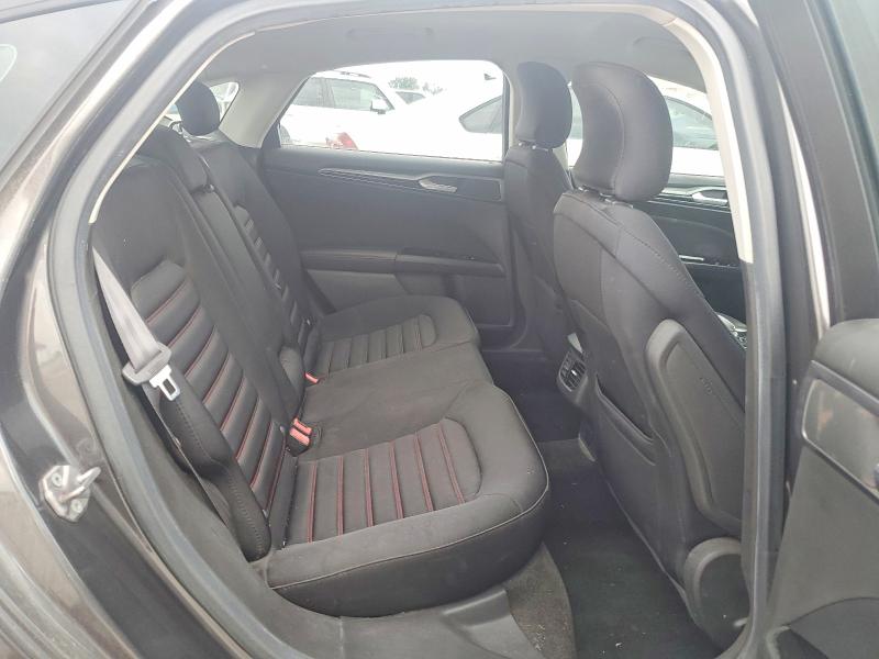 63819736 :رقم المزاد ، 3FA6P0H76FR224511 vin ، 2015 Ford Fusion مزاد بيع