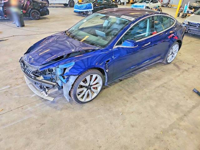 Продажа на аукционе авто 2018 Tesla Model 3, vin: 5YJ3E1EB9JF083929, номер лота: 63107556