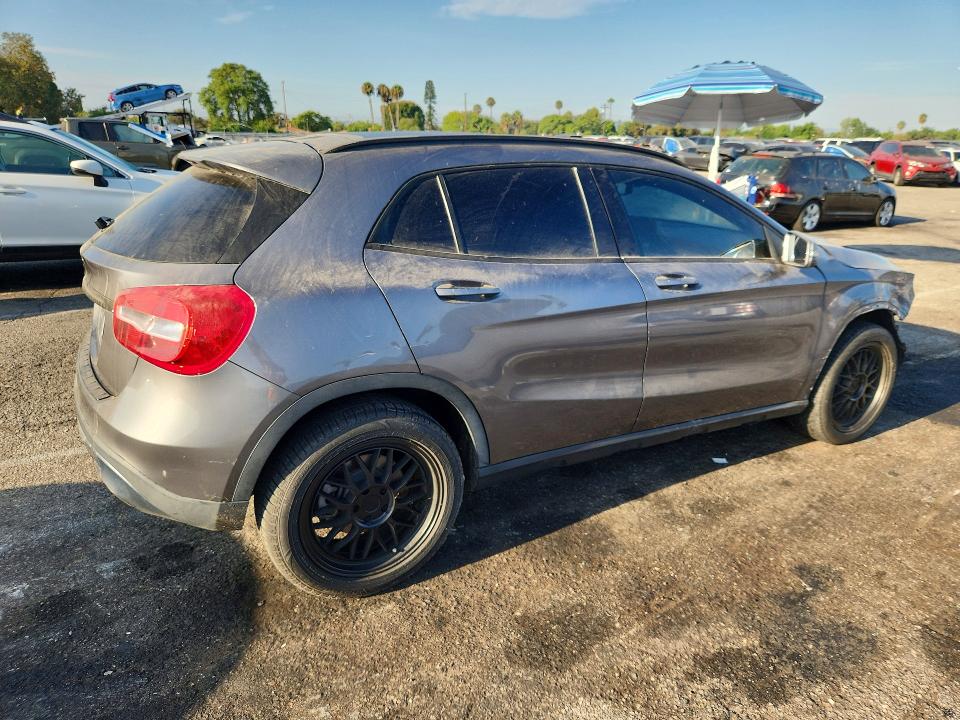 2018 Mercedes-benz Gla მანქანა იყიდება აუქციონზე, vin: WDCTG4EB3JJ369838, აუქციონის ნომერი: 64110106