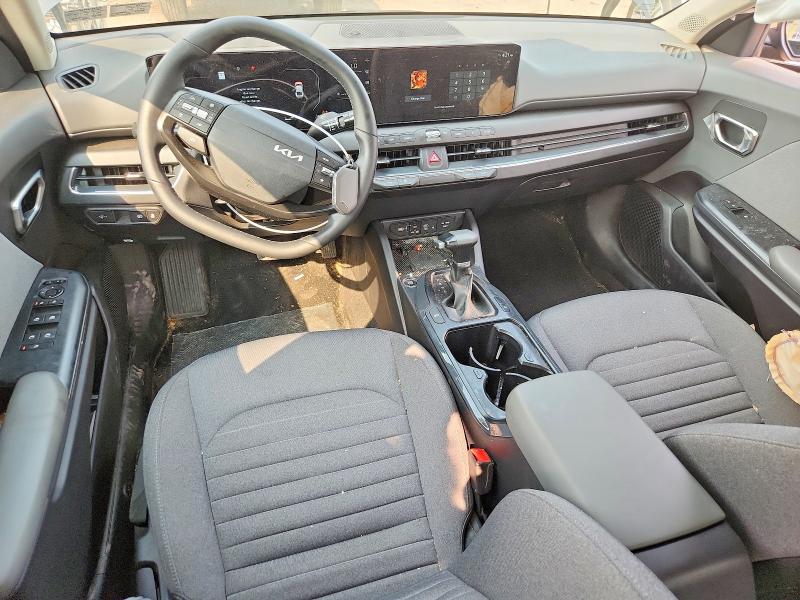 65151236 :رقم المزاد ، 3KPFU4DE8SE038324 vin ، 2025 Kia K4 مزاد بيع