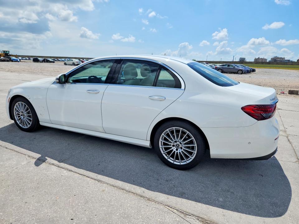64575526 :رقم المزاد ، W1KZF8DB0MA890800 vin ، 2021 Mercedes-benz E مزاد بيع