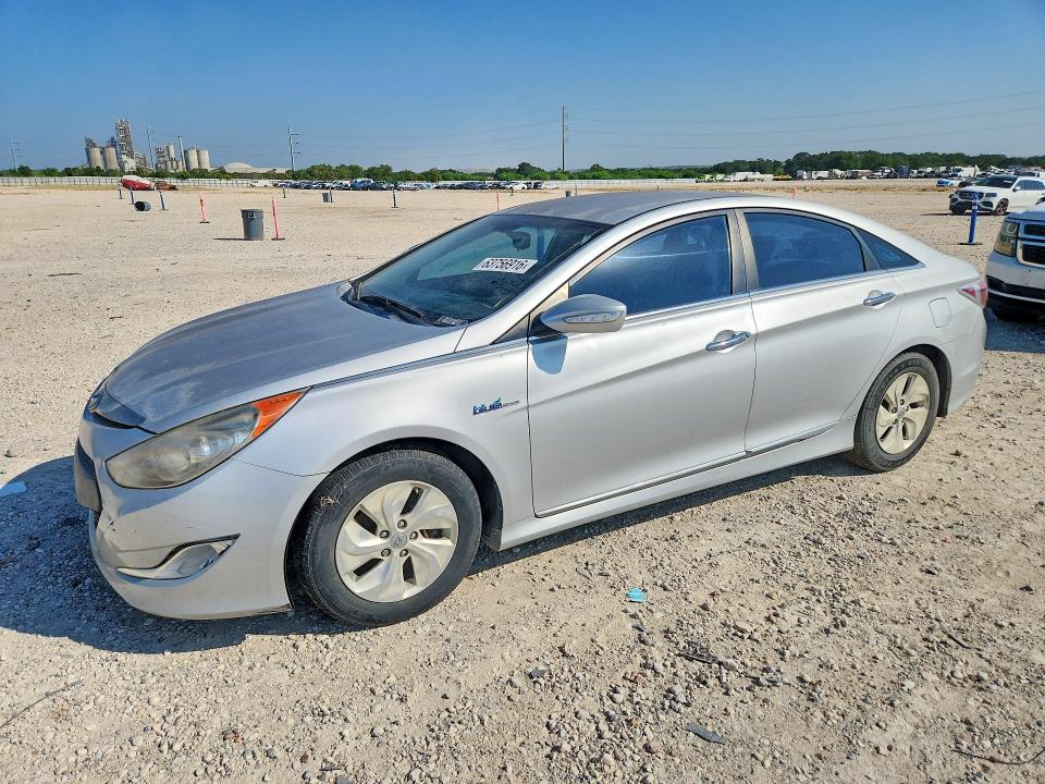 2015 Hyundai Sonata Hybrid მანქანა იყიდება აუქციონზე, vin: KMHEC4A43FA119276, აუქციონის ნომერი: 63756916