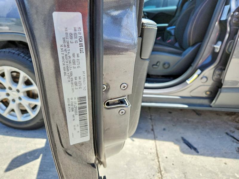 2017 Jeep Cherokee მანქანა იყიდება აუქციონზე, vin: 1C4PJLCB7HD232318, აუქციონის ნომერი: 65000316