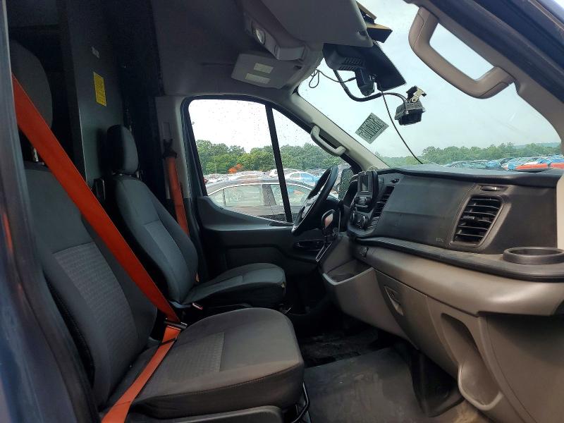 61897016 :رقم المزاد ، 1FTBR3X87LKA87285 vin ، 2020 Ford Transit مزاد بيع