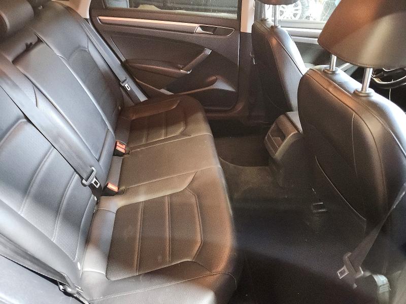 64439426 :رقم المزاد ، 1VWAA7A36JC011228 vin ، 2018 Volkswagen Passat مزاد بيع