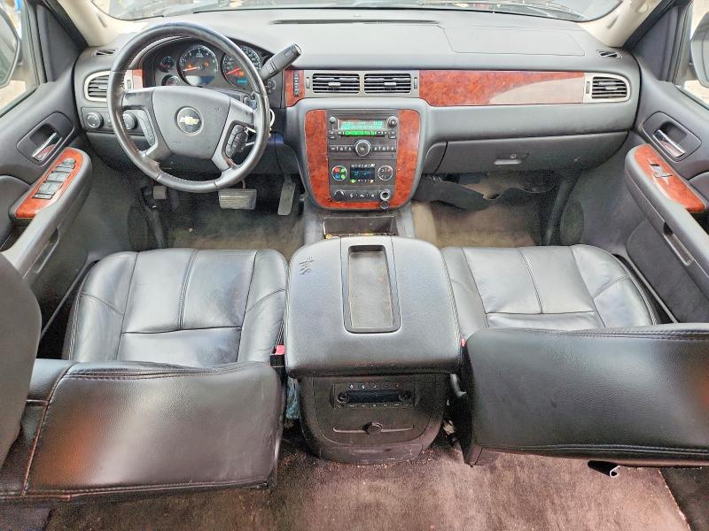 Продажа на аукционе авто 2009 Chevrolet Suburban, vin: 1GNFK26389R233299, номер лота: 67574236