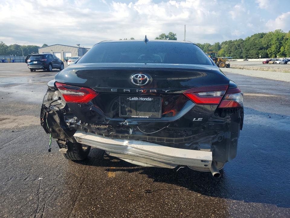 66164226 :رقم المزاد ، 4T1C11AKXPU085301 vin ، 2023 Toyota Camry مزاد بيع