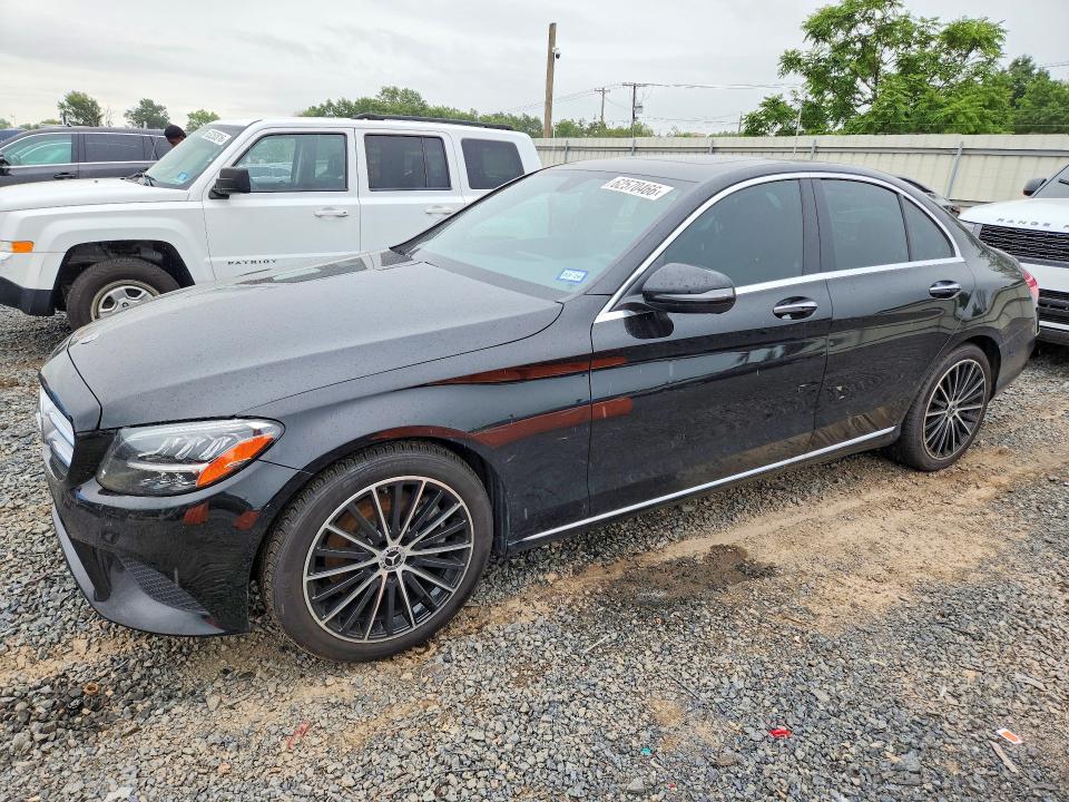 62570466 :رقم المزاد ، W1KWF8DB7MR645870 vin ، 2021 Mercedes-benz C مزاد بيع