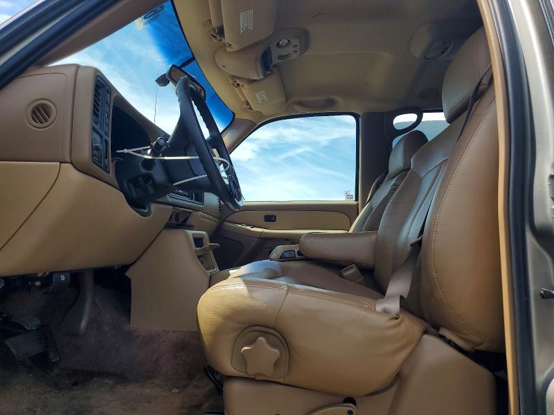 Продажа на аукционе авто 2000 Chevrolet Suburban, vin: 3GNFK16T9YG139828, номер лота: 65566276