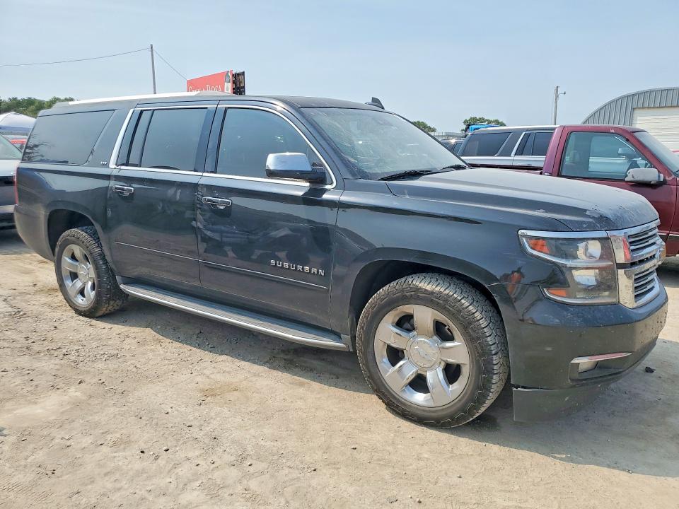 63947916 :رقم المزاد ، 1GNSKKKCXFR738308 vin ، 2015 Chevrolet Suburban مزاد بيع