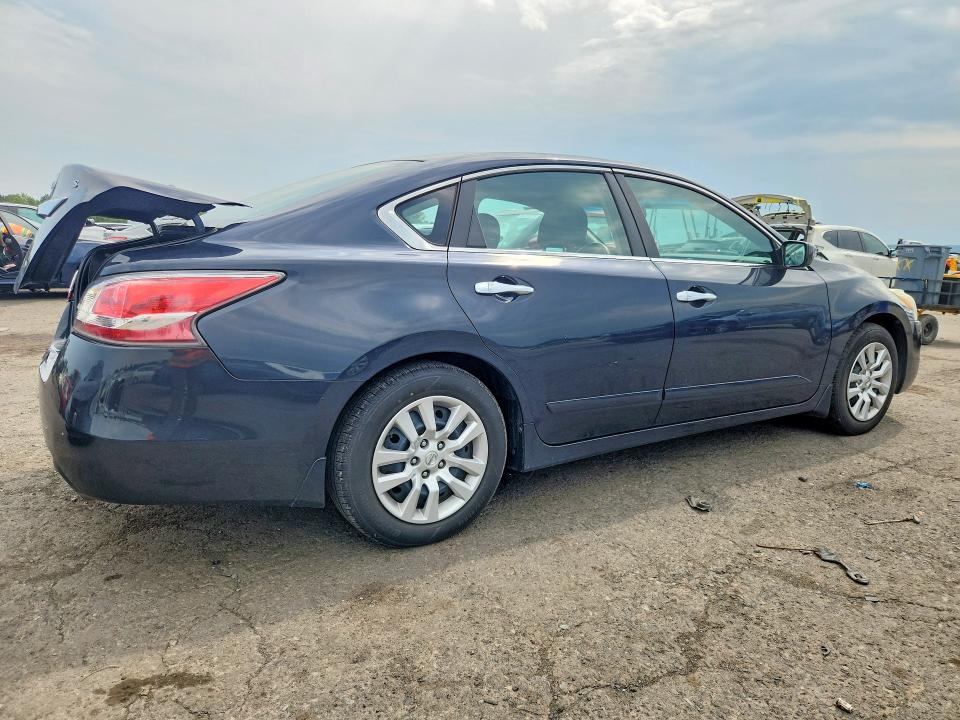 Продаж на аукціоні авто 2015 Nissan Altima, vin: 1N4AL3AP1FC480460, номер лоту: 64577236