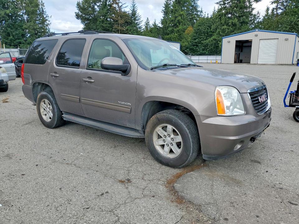 Auction sale of the 2011 Gmc Yukon, vin: 1GKS2CE01BR238178, lot number: 64821736
