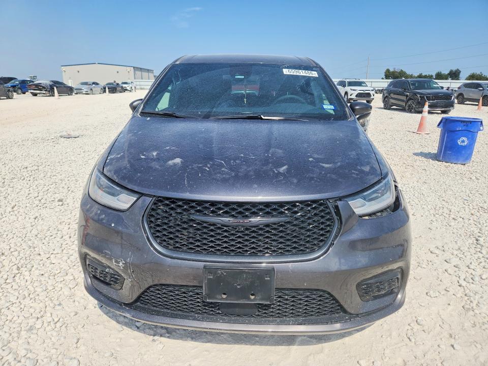 65961486 :رقم المزاد ، 2C4RC1L73PR506452 vin ، 2023 Chrysler Pacifica مزاد بيع