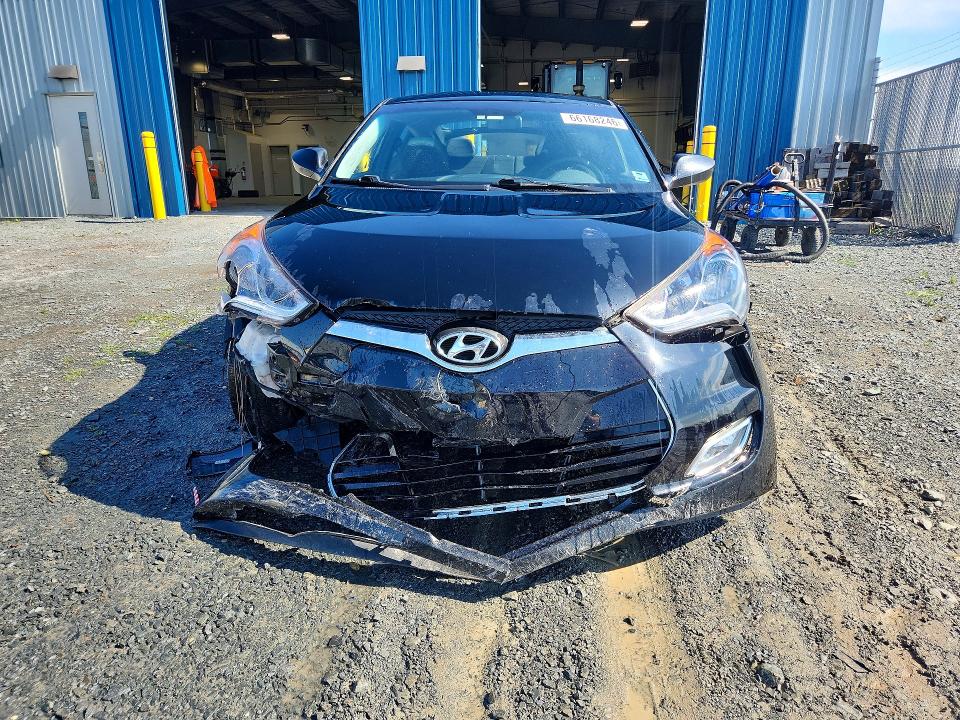 66168246 :رقم المزاد ، KMHTC6AD7HU630613 vin ، 2017 Hyundai Veloster مزاد بيع