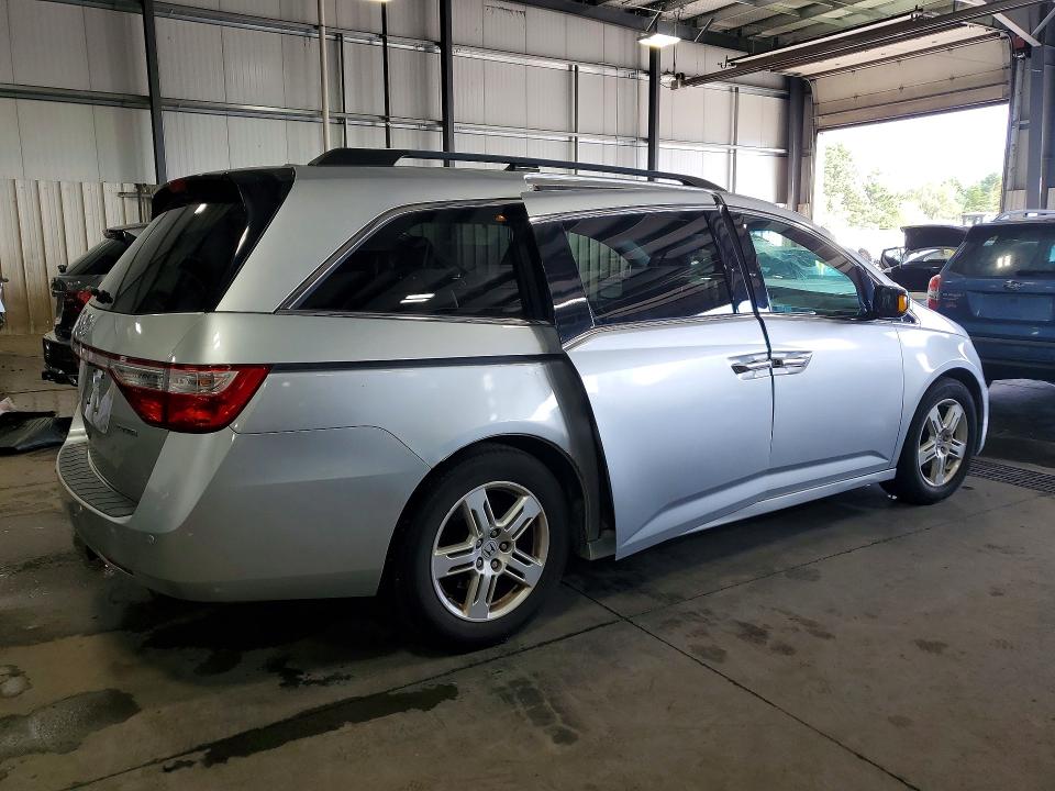 65416966 :رقم المزاد ، 5FNRL5H97CB012490 vin ، 2012 Honda Odyssey مزاد بيع