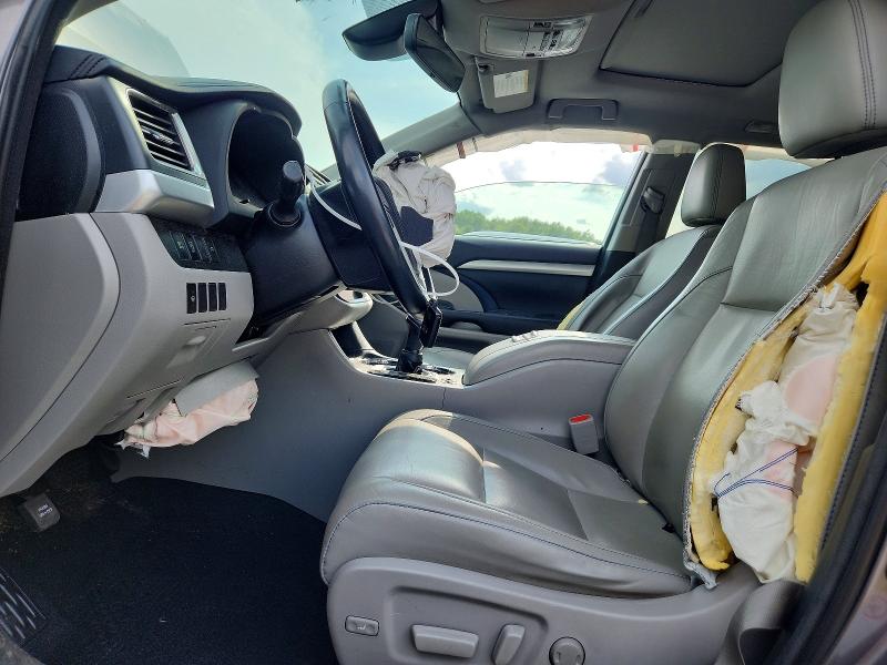 2018 Toyota Highlander მანქანა იყიდება აუქციონზე, vin: 5TDJZRFH6JS554170, აუქციონის ნომერი: 67002096