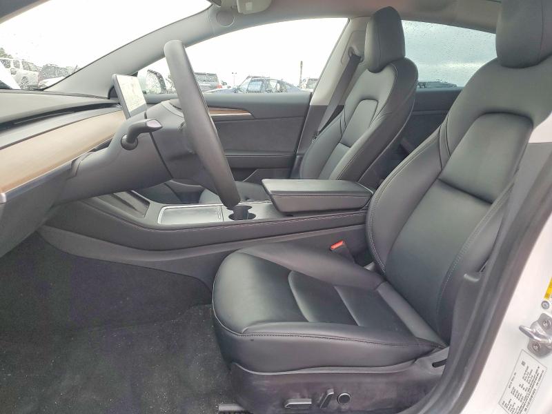 65259236 :رقم المزاد ، 5YJ3E1EB1NF184016 vin ، 2022 Tesla Model 3 مزاد بيع