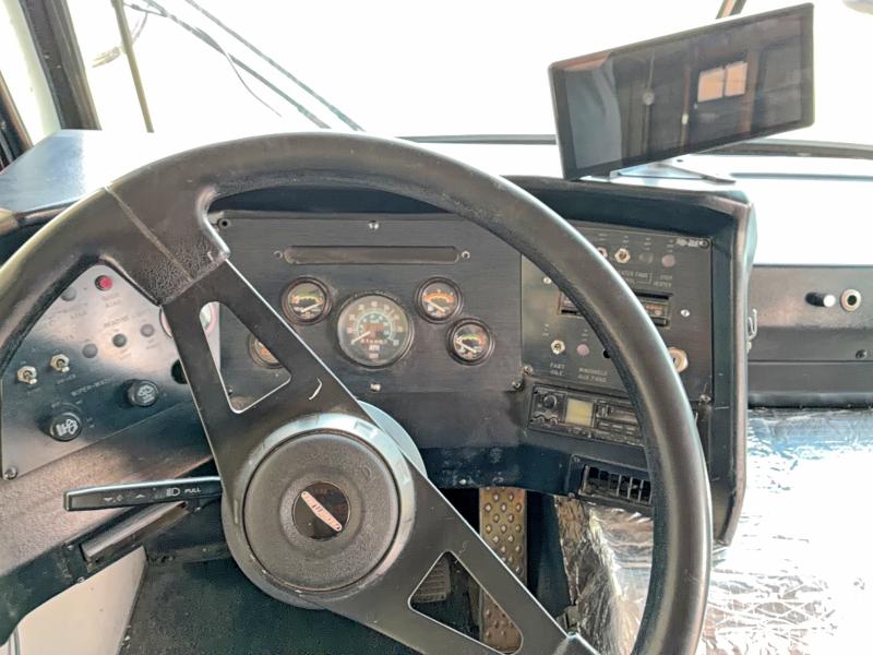 1995 Freightliner Chassis მანქანა იყიდება აუქციონზე, vin: 4UZK57M2XS2109020, აუქციონის ნომერი: 63849796