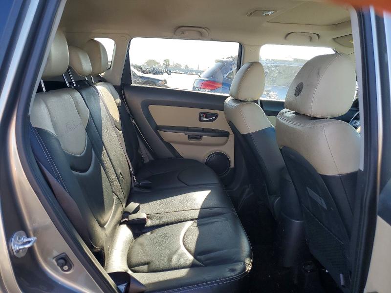 66486706 :رقم المزاد ، KNDJT2A6XD7614707 vin ، 2013 Kia Soul مزاد بيع