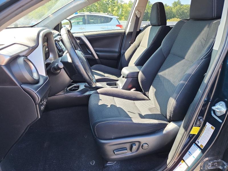 66646446 :رقم المزاد ، JTMRFREV0JJ731277 vin ، 2018 Toyota Rav4 مزاد بيع
