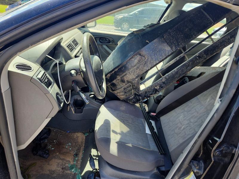 61039906 :رقم المزاد ، 1FAFP36N05W277641 vin ، 2005 Ford Focus مزاد بيع