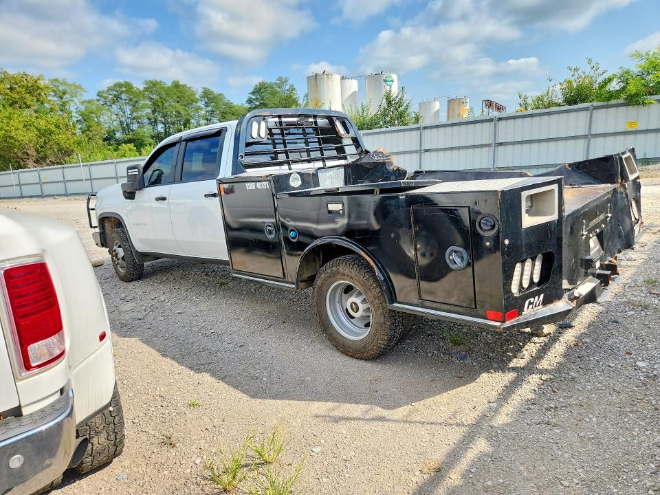 65500176 :رقم المزاد ، 1GB4WREY3NF344952 vin ، 2022 Chevrolet Silverado مزاد بيع