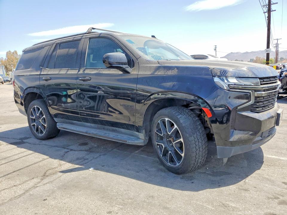 67153506 :رقم المزاد ، 1GNSKRKT6MR361725 vin ، 2021 Chevrolet Tahoe مزاد بيع