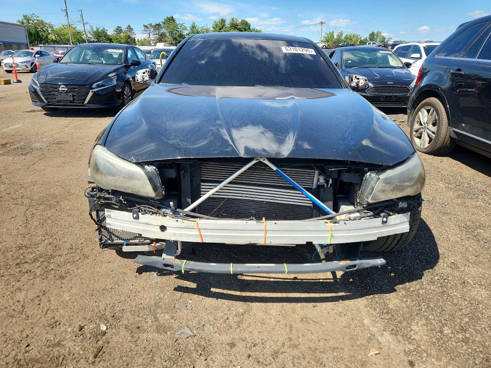 63101296 :رقم المزاد ، WBAFU7C53DDU76897 vin ، 2013 Bmw 535 مزاد بيع