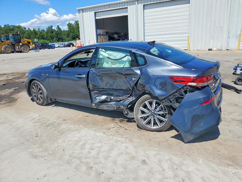 67243526 :رقم المزاد ، 5XXGU4L17LG405533 vin ، 2020 Kia Optima مزاد بيع