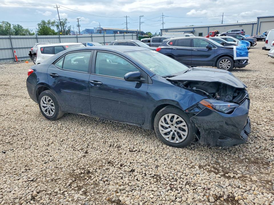 65493146 :رقم المزاد ، 2T1BURHE6HC904986 vin ، 2017 Toyota Corolla مزاد بيع