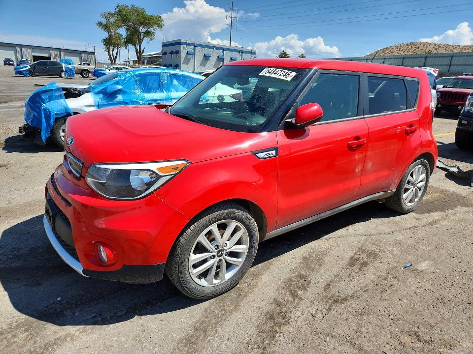 64847246 :رقم المزاد ، KNDJP3A56J7518702 vin ، 2018 Kia Soul مزاد بيع