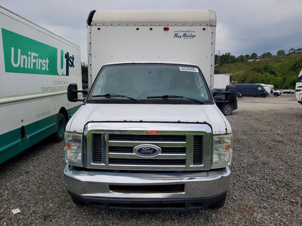 62546496 :رقم المزاد ، 1FDWE3FL4FDA37273 vin ، 2015 Ford E350 مزاد بيع