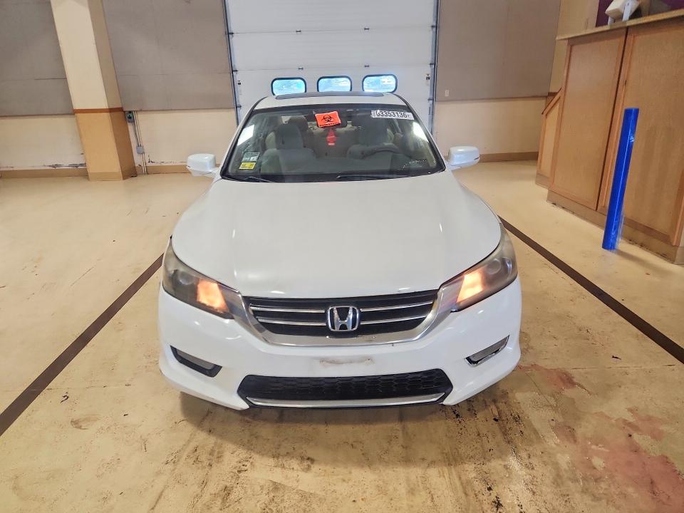 63353136 :رقم المزاد ، 1HGCR2F76EA127535 vin ، 2014 Honda Accord مزاد بيع