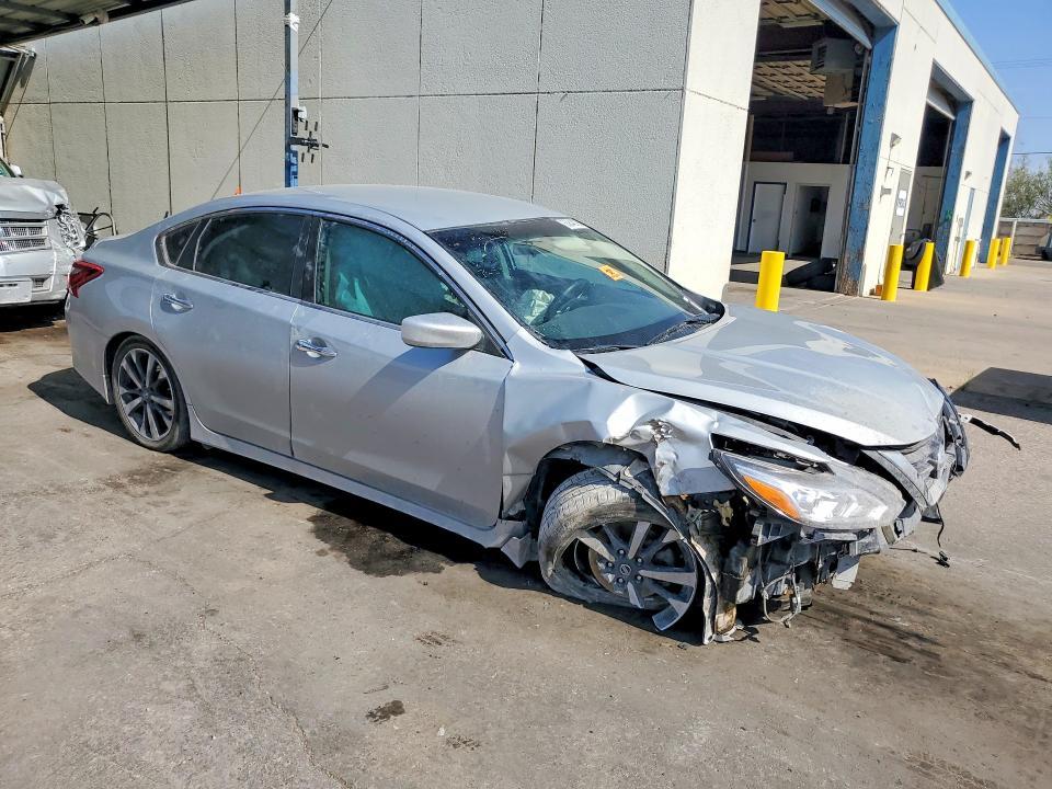63848796 :رقم المزاد ، 1N4AL3AP9HN317014 vin ، 2017 Nissan Altima مزاد بيع