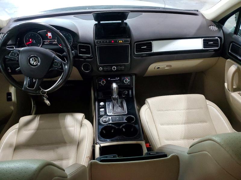 2017 Volkswagen Touareg მანქანა იყიდება აუქციონზე, vin: WVGEF7BP5HD002351, აუქციონის ნომერი: 63925616
