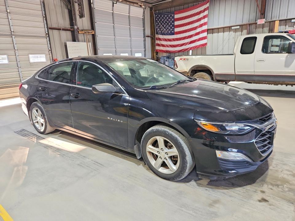 64587966 :رقم المزاد ، 1G1ZB5ST4LF010689 vin ، 2020 Chevrolet Malibu مزاد بيع