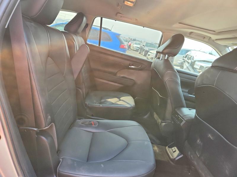2021 Toyota Highlander მანქანა იყიდება აუქციონზე, vin: 5TDHZRBH2MS153207, აუქციონის ნომერი: 64669716