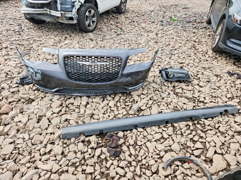 66360916 :رقم المزاد ، 2C3CCAGG8FH892357 vin ، 2015 Chrysler 300 مزاد بيع