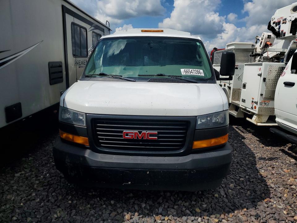 66547286 :رقم المزاد ، 7GZ07RFGXKN000665 vin ، 2019 Gmc Savana مزاد بيع