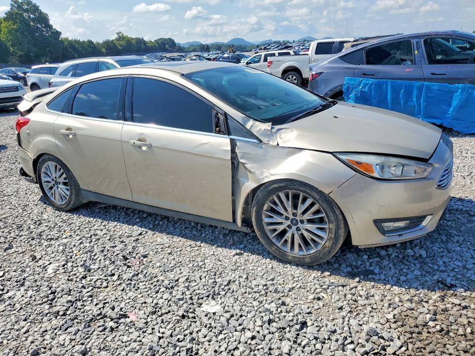 2018 Ford Focus მანქანა იყიდება აუქციონზე, vin: 1FADP3J27JL252056, აუქციონის ნომერი: 66790156