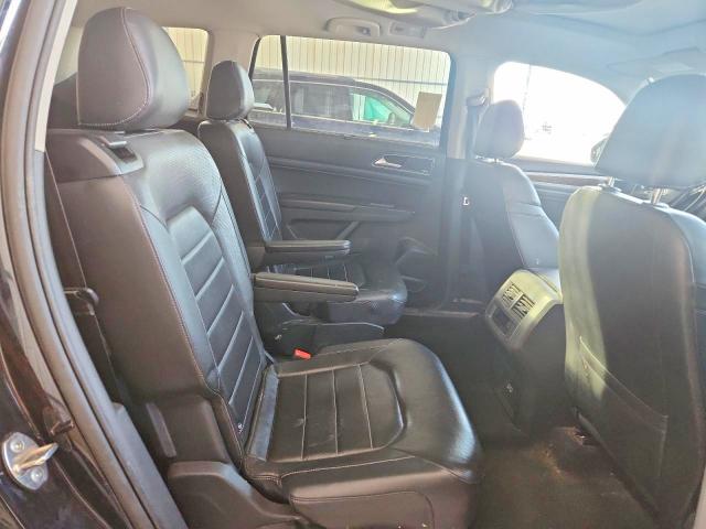 58778136 :رقم المزاد ، 1V2NR2CA6JC545890 vin ، 2018 Volkswagen Atlas مزاد بيع