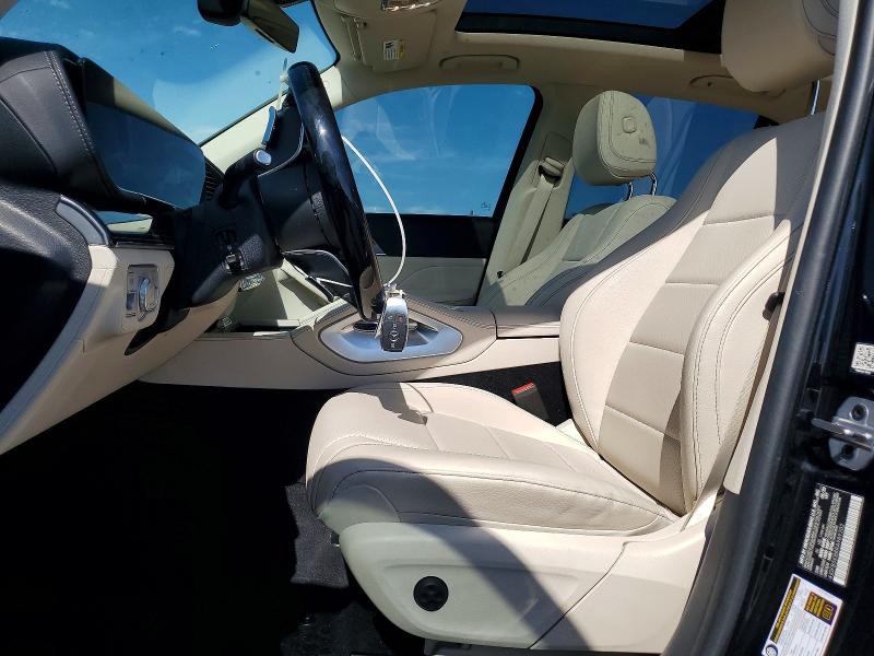 Продажа на аукционе авто 2024 Mercedes-benz Gle, vin: 4JGFB5KB8RA989202, номер лота: 64028116